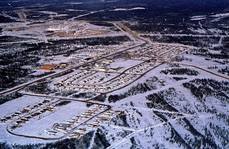 Pine Point Town